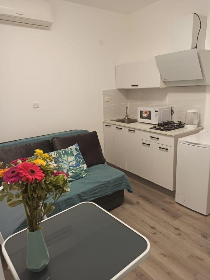 סטודיו חדש ויפה עם נוף לים Apartment Нетания Екстериор снимка
