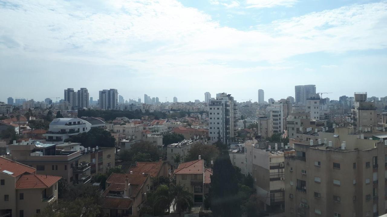 סטודיו חדש ויפה עם נוף לים Apartment Нетания Екстериор снимка